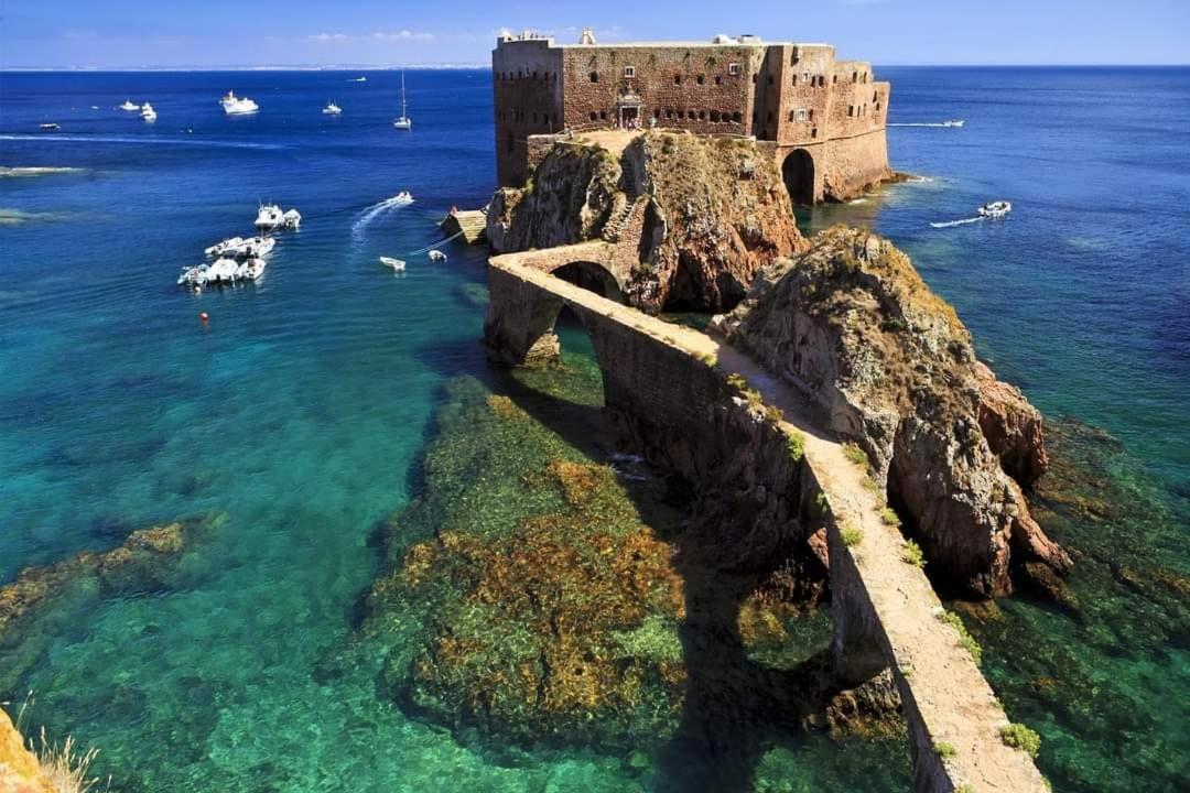 Tininha Da Ilha - Peniche Beach Escape المظهر الخارجي الصورة